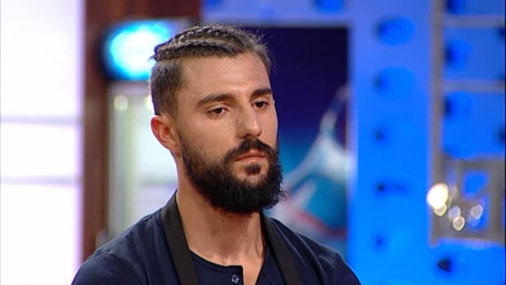 Stefan a fost eliminat din bucataria Masterchef. Ce concurent s-a salvat in ultima clipa la testul sub presiune