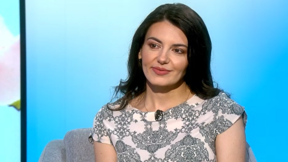 Dr. Iulia Panțuru, medic dermatolog, despre petele pigmentare. Cauzele apariției și metode de tratament