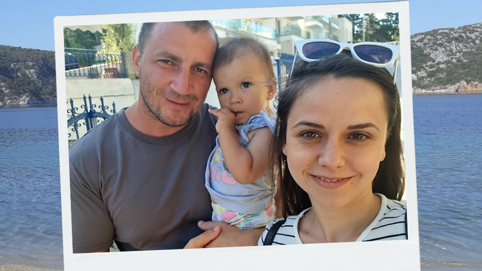 Marian Godină, vacanță cu peripeții în Grecia, cu soția și fiica de un an