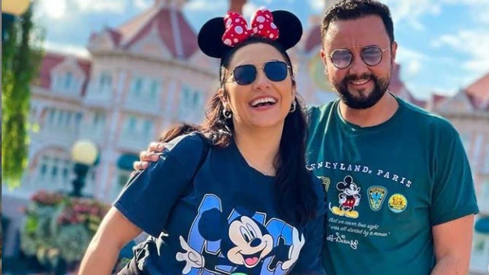 Familia Măruță, în vacanță la Disneyland. Cătălin și Andra au plecat la Paris cu Eva și David