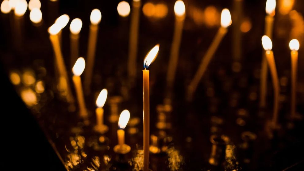 O femeie a murit în noaptea de Înviere, după ce i s-a făcut rău în Biserică! Ce a apucat să-i spună preotului înainte de a-și da ultima suflare