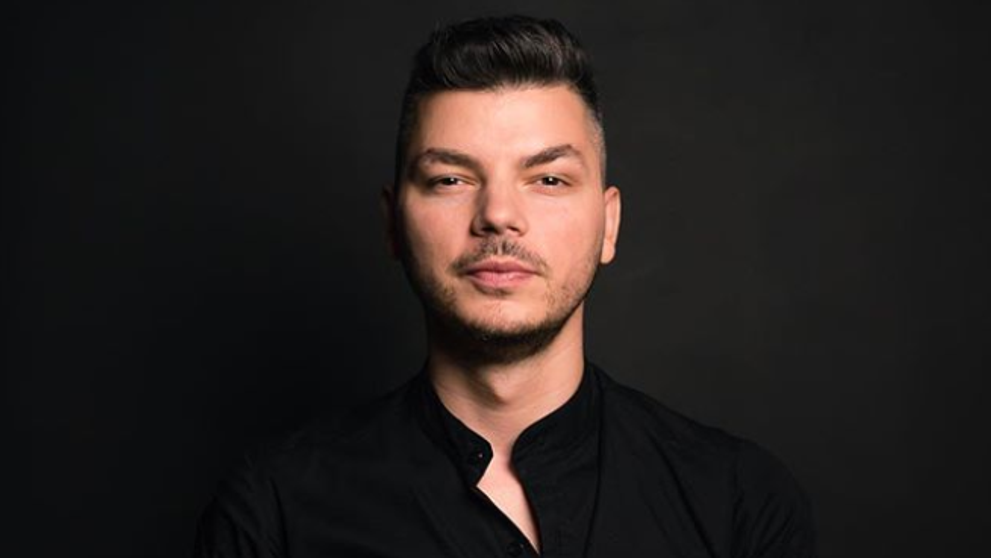VIDEO Barmanul Valentin Luca, povestea unui nou titlu mondial