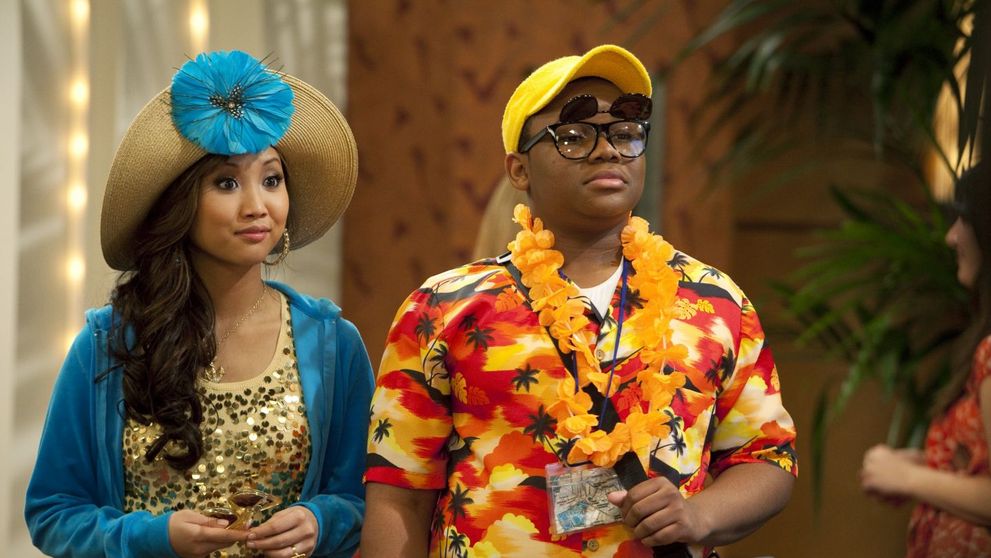Mostentioarea rasfatata din The Suite Life of Zack and Cody, extrem de sexy la 28 de ani. Cum arata acum Brenda Song