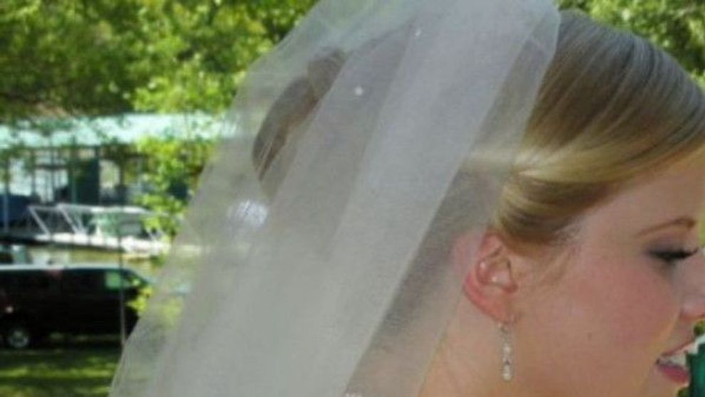 Fotografia care a adus-o in pragul unei crize de nervi. Cum a fost surprinsa mireasa