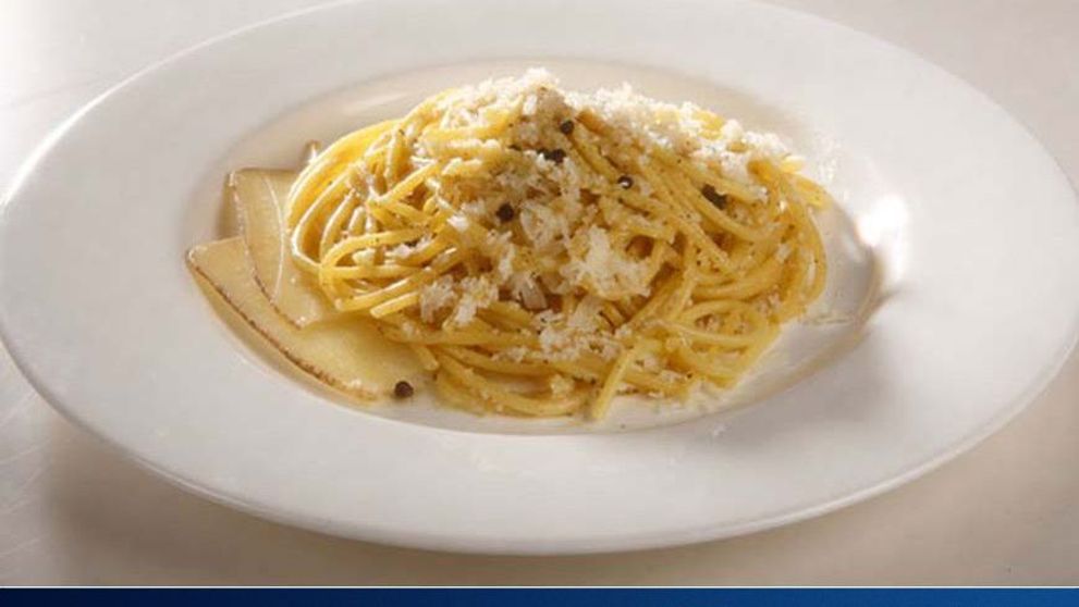Reteta zilei. Afla cum sa faci o portie delicioasa de spaghete cu branza Pecorino si piper