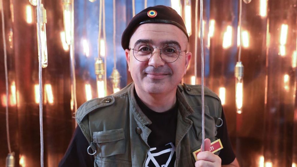 Cristi Dumitrașcu: „Cântă acum cu mine e una dintre producțiile TV care luptă cu prejudecățile”