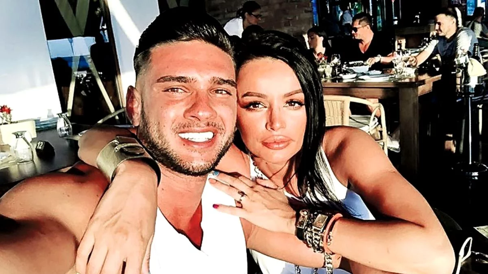 Iubita lui Dorian Popa, incendiară la masaj! Reacția ei după ce imaginile au fost postate pe Instagram
