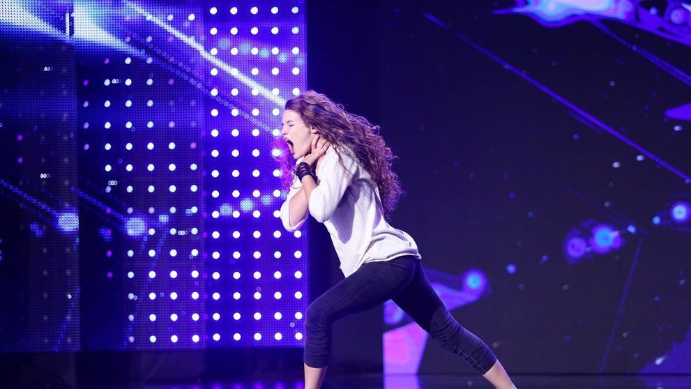 Alla – Paula Moldovan