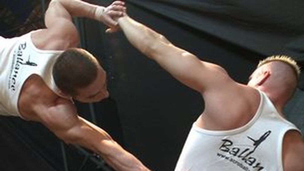 Trupa Ballance si-a sacrificat copilaria pentru gimnastica! INTERVIU EXCLUSIV