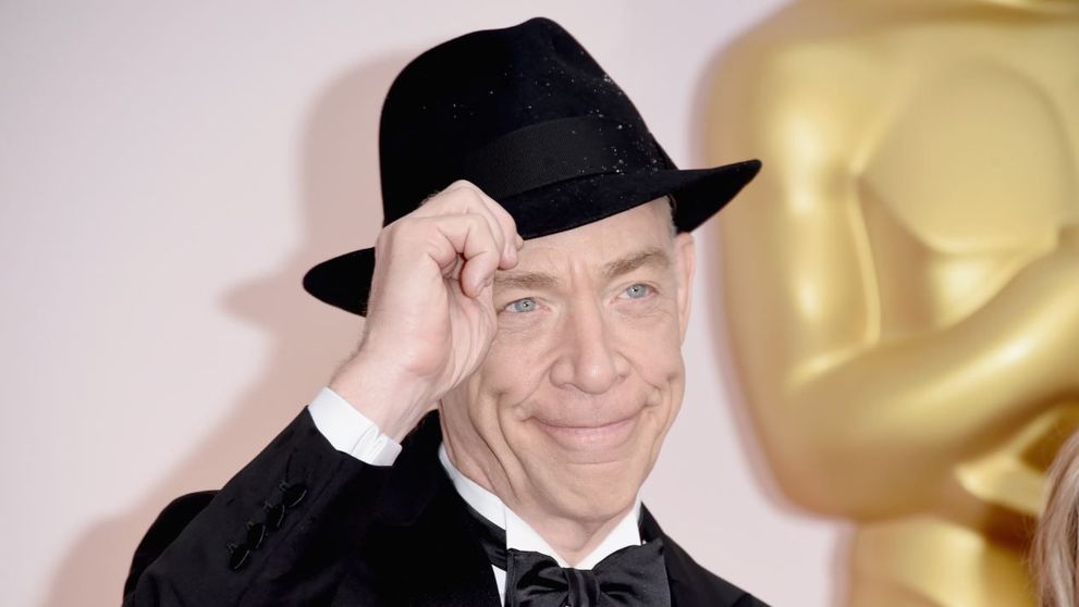 Are 61 de ani, dar a mers la antrenorul lui Dwayne The Rock Johnson si acum este de nerecunoscut. Cum arata J.K.Simmons in prezent