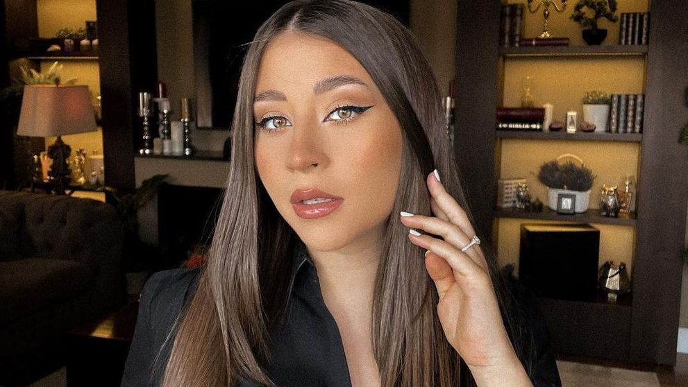 Nicole Cherry, schimbare radicală de look. “Am avut ceva tupeu astăzi”