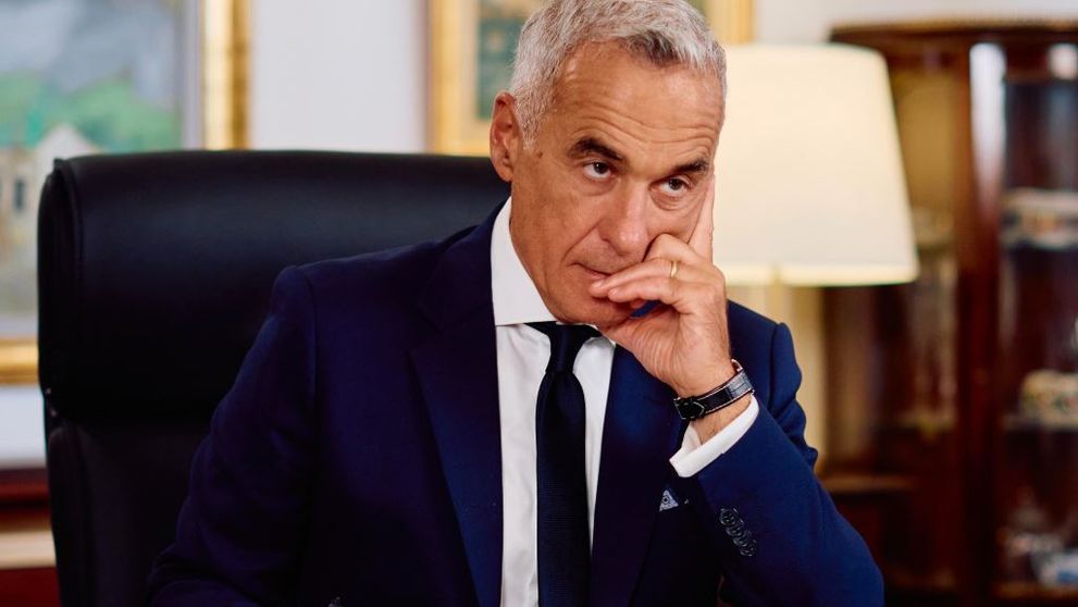 „Eu n-am auzit de el”. De ce nu au văzut unii români filmulețe cu Călin Georgescu, deși majoritatea au conturi pe rețelele de socializare