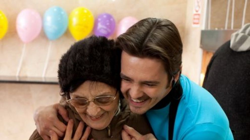 Mihai Dedu a fost casier de benzinarie