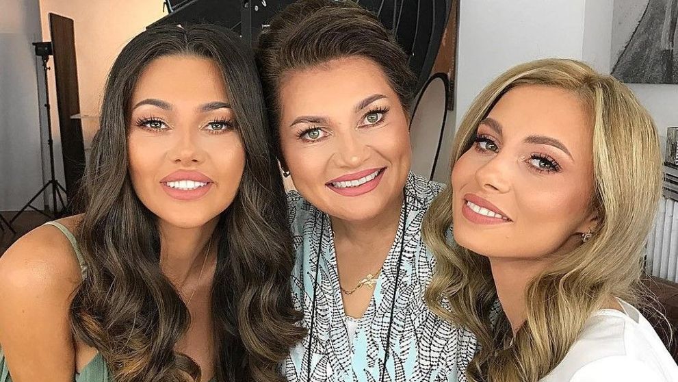 Cum arăta nora lui Liviu Dragnea pe vremea când visa la titlul Miss Universe România