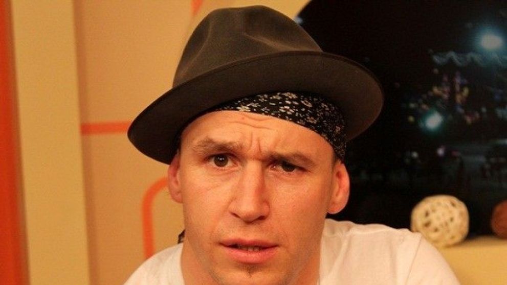 Solistul trupei Zdob si Zdub are o sotie superba. Cum se lauda ca a cucerit-o