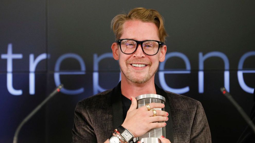 Macaulay Culkin este în culmea fericirii! Iubita lui a născut în mare secret