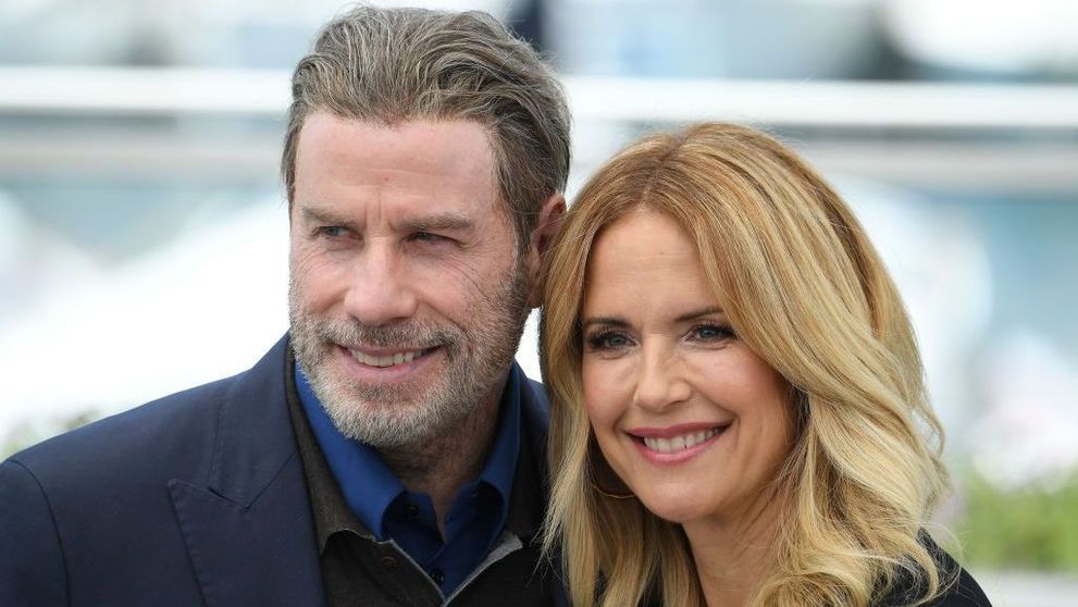 Dezvăluiri șocante. John Travolta ar fi încercat să-și readucă fiul la viață, cu ajutorul Bisericii Scientologice