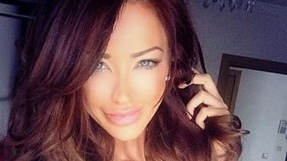Bianca Dragusanu si-a schimbat culoarea parului! Noul ei look, pe placul fanilor: 