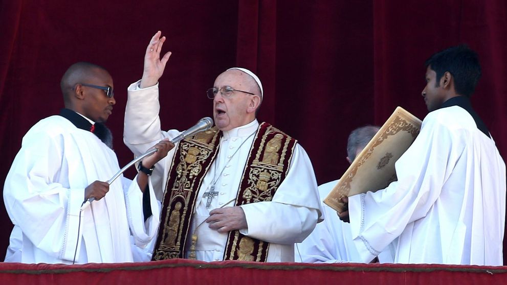 Vaticanul contraataca! Biserica intra in era moderna dupa anuntul facut azi. Ce aplicatie poti avea pe telefon
