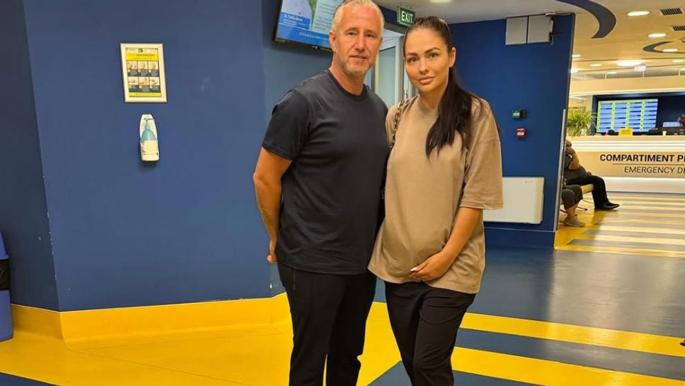 „Să le dea Dumnezeu şi o fetiţă!”. Prima reacție a lui Laurențiu Reghecampf, după ce Corina Caciuc a fost felicitată pentru sarcină. Este sau nu din nou însărcinată