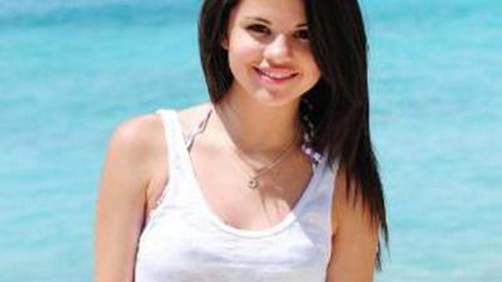 Selena Gomez si Justin Bieber, complet dezbracati :) FOTO