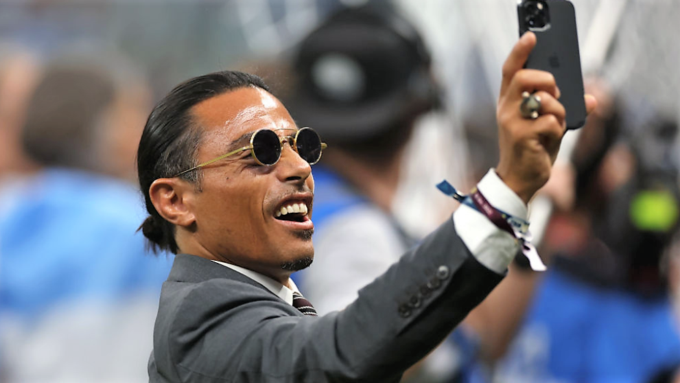 Salt Bae, interzis la finala Cupei Americane de Fotbal după extravaganța din Qatar