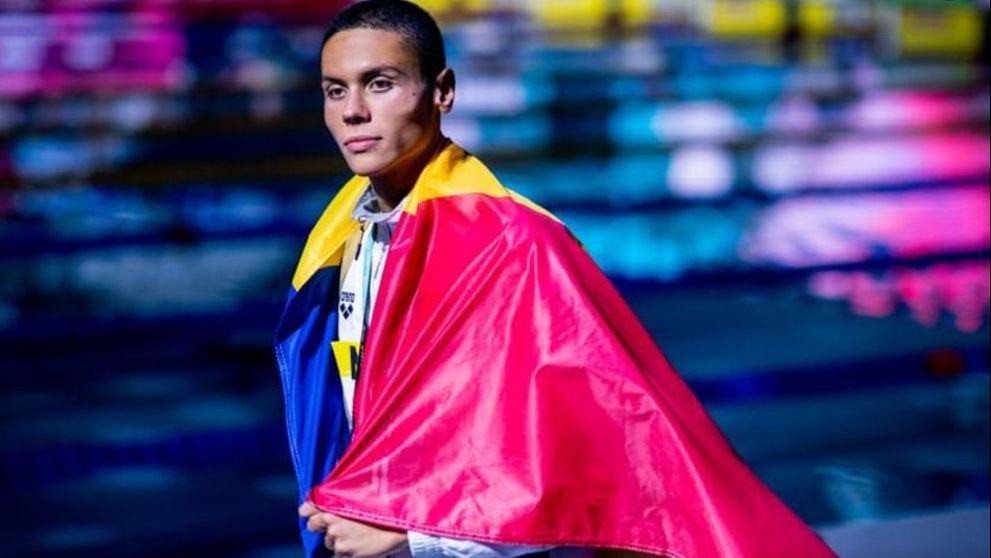 David Popovici, pentru prima dată pe scena Ateneului Român în cadrul unui eveniment cu scop caritabil. Alături de campionul olimpic vor mai fi Amalia Enache, Alexandru Tomescu, Marius Manole și Mihai Morar