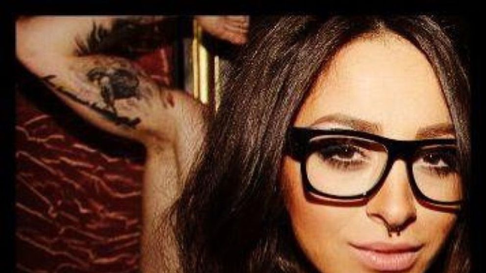 Andra, Antonia, Bianca Dragusanu, Ruby si alte vedete sexy din Romania, cu ochelari de tocilar. Cui ii sta cel mai bine? FOTO