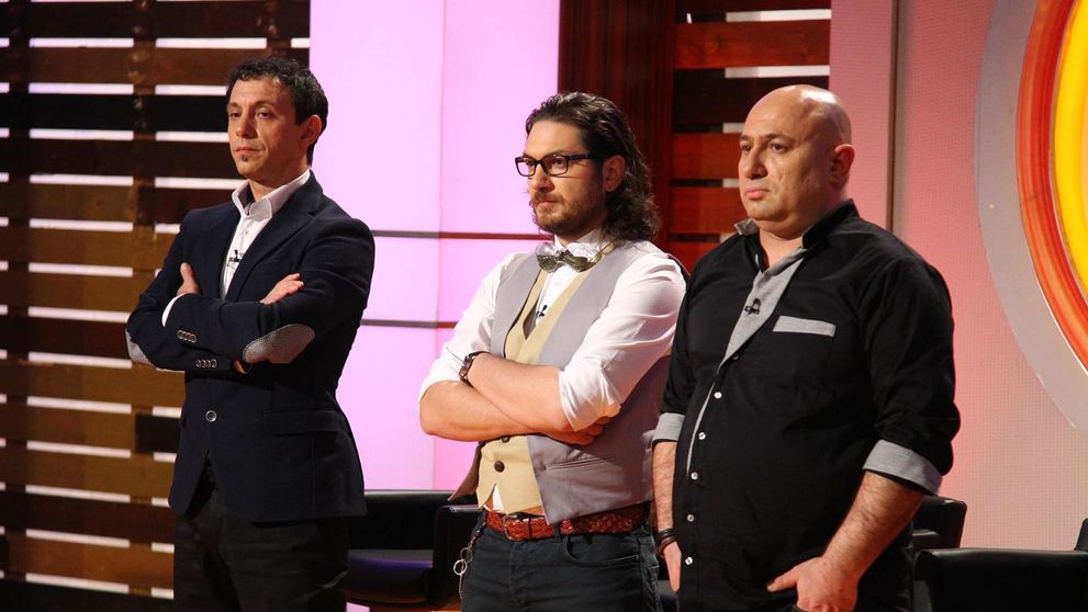 Cum te dregi dupa o noapte nebuna de distractie. Juratii 