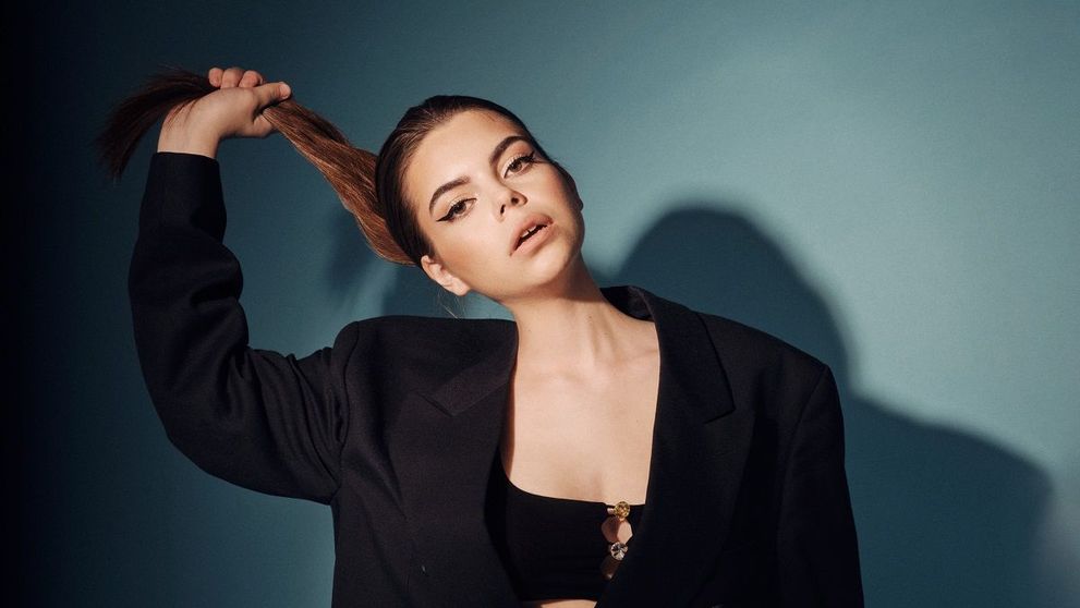 Alessiah lansează prima piesă din 2023: „Matching Hearts”