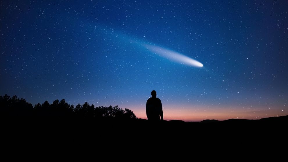 Două comete spectaculoase, extrem de rare, se apropie de Pământ! Fenomenul astronomic, vizibil cu ochiul liber, va avea loc luna aceasta