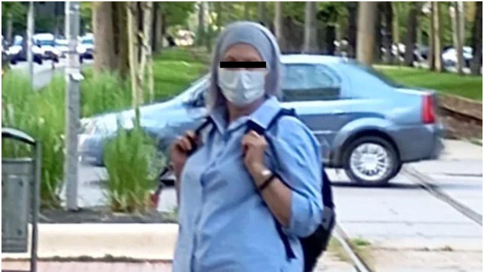 A fost prinsă femeia care împingea lumea în fața tramvaiului! Anunțul făcut de Poliția Capitalei