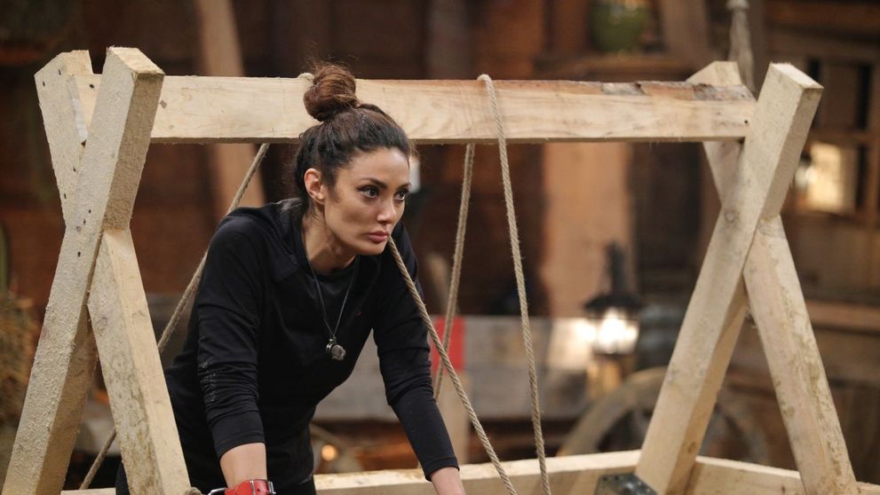 Pe cine va alege Claudia Pavel la duel în seara aceasta la Ferma, aflăm de la 21:30, la PRO TV