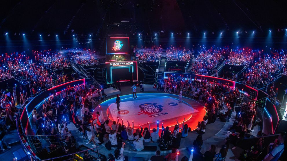 Au mai rămas 5 zile până la finala națională Red Bull Dance Your Style!