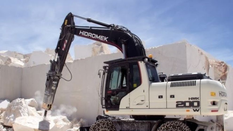 (P) Excavator de vanzare la cel mai bun raport preț – calitate
