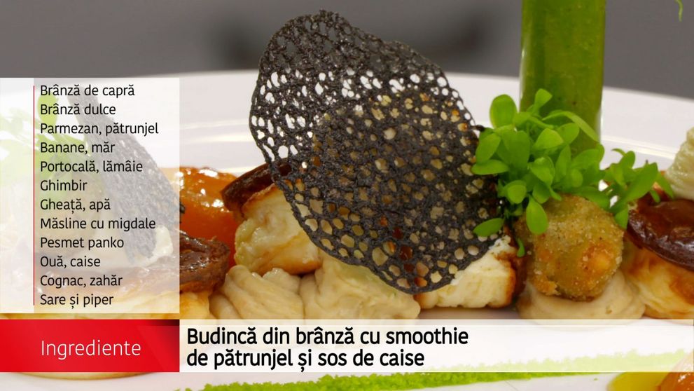 Starter: Budinca din branza cu smoothie si sos de caise