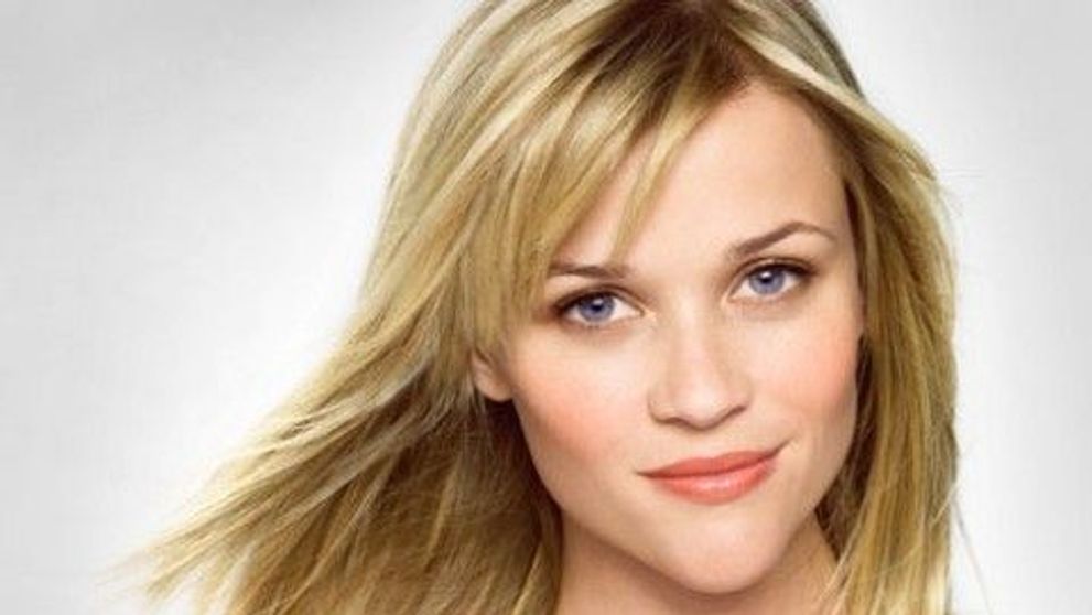 Reese Witherspoon, in costum de baie la 3 luni dupa ce a nascut. E greu de recunoscut: FOTO