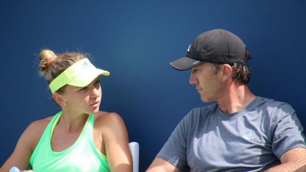 Cât a câștigat Simona Halep pe minut cât timp l-a avut antrenor pe Darren Cahill. Suma e impresionantă
