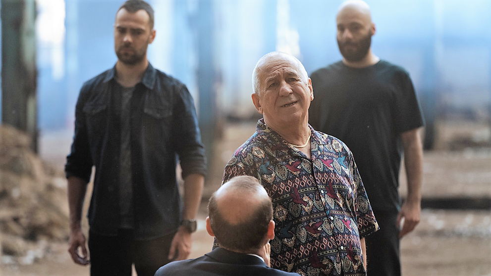 George Mihăiță a adoptat o cățelușă abandonată. ‘Familia Teatrului de Comedie s-a mărit’