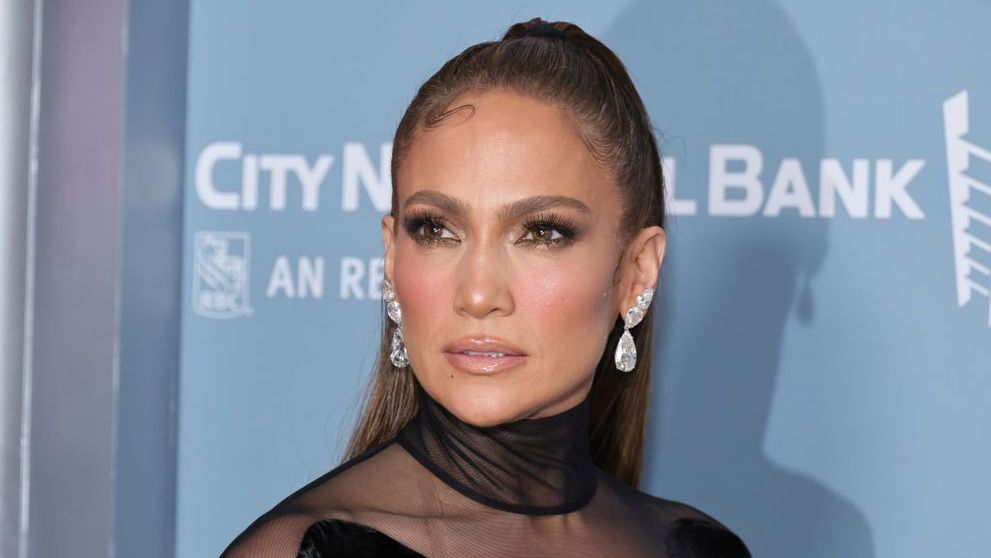 Jennifer Lopez, în lenjerie întimă printre așternuturi. Fanii au rămas impresionați: 