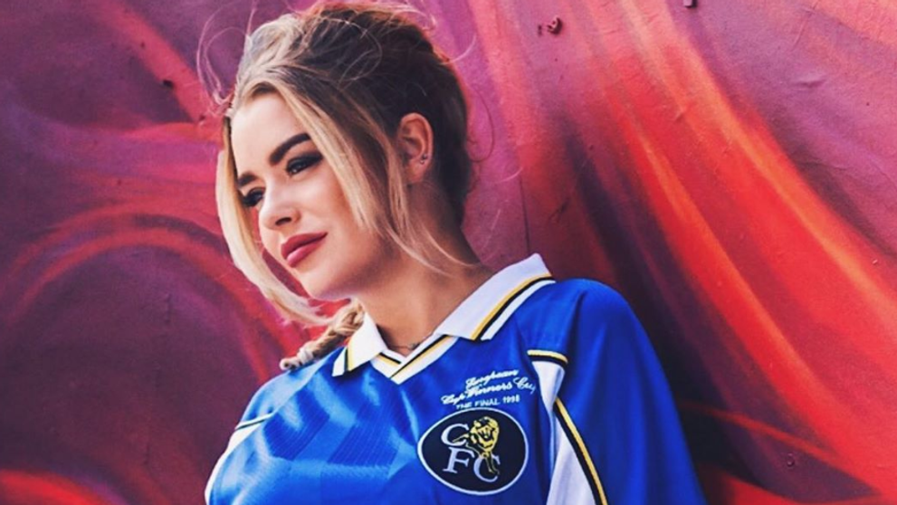 A renunțat la o carieră de model ca să se facă arbitru de fotbal. Blonda își dorește să devină cea mai bună în domeniu