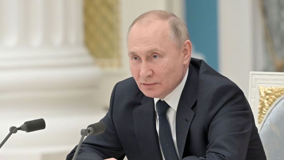 Vladimir Putin, acuzat că și-a înscenat ultima apariție TV