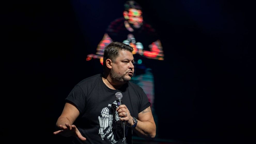 Actorii din Las Fierbinți - 3 spectacole sold out la Londra. Au fost ovaționați de 3000 de oameni