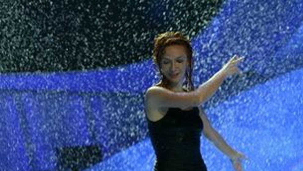 Adela Popescu: 