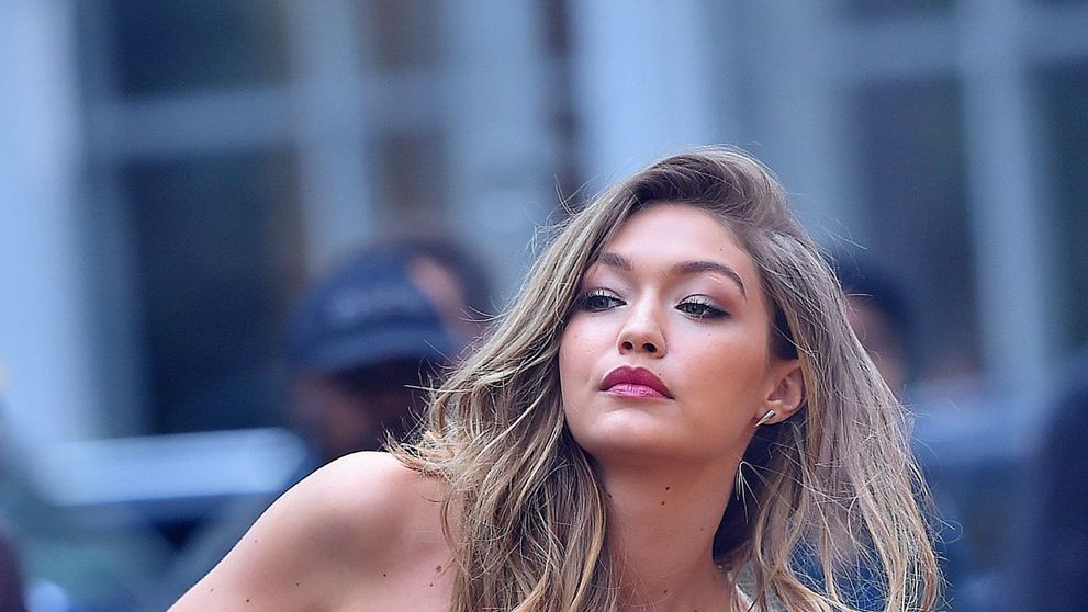 Cel mai sexy model al momentului si-a facut o schimbare radicala de look. Cat de diferit arata acum frumoasa Gigi Hadid