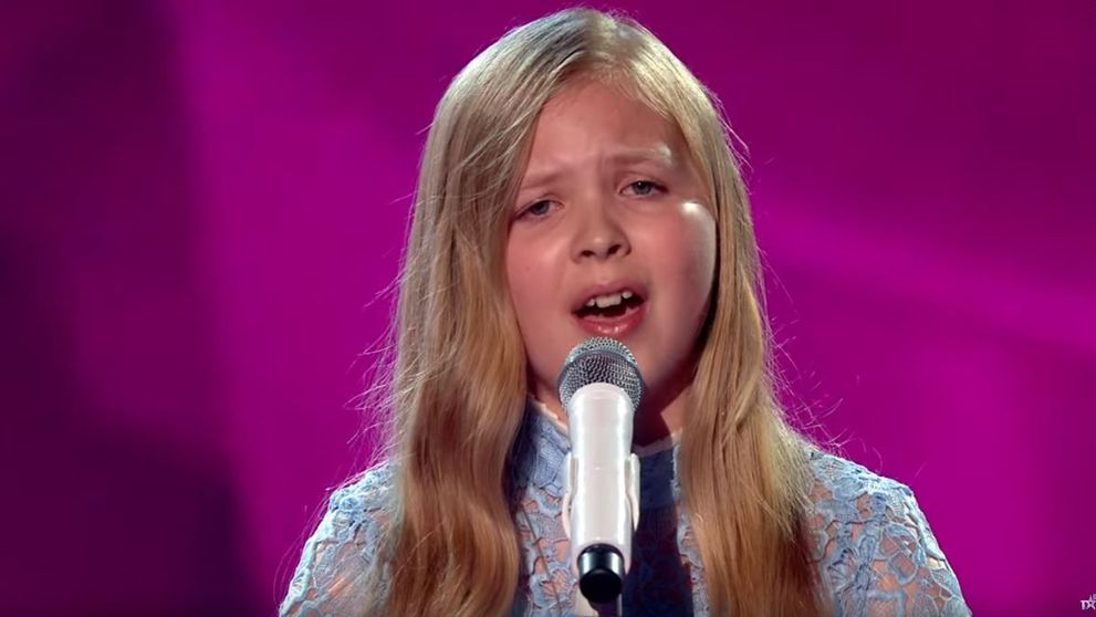 A ridicat sala in picioare cu reprezentatia ei. Ce a facut aceasta fetita in semifinala Britain's Got Talent e impresionant