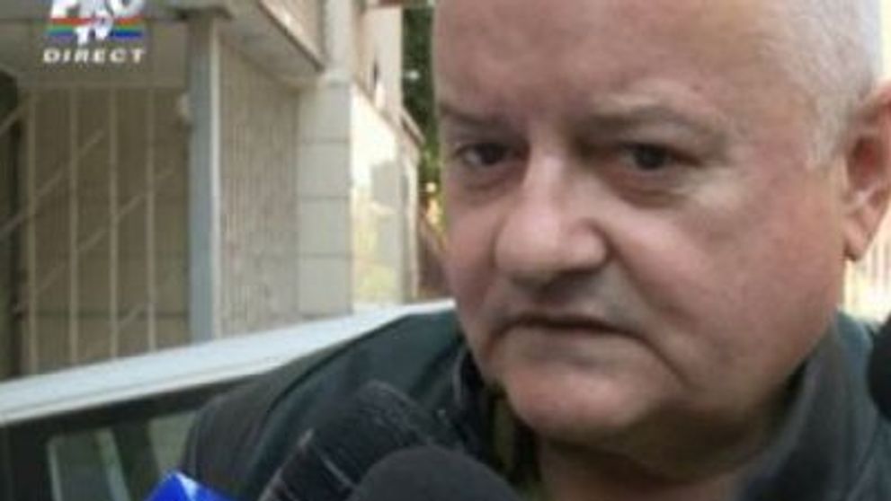 Irinel Columbeanu si-a luat o noua teapa de la Monica! VIDEO