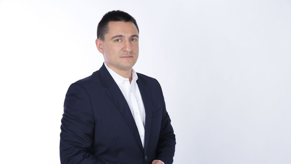 iLikeIT testeaza si analizeaza cele mai tari telefoane dual-sim. Chef Patrizia Paglieri si Chef FOA – meciul Italia-Romania in lumea virtuala