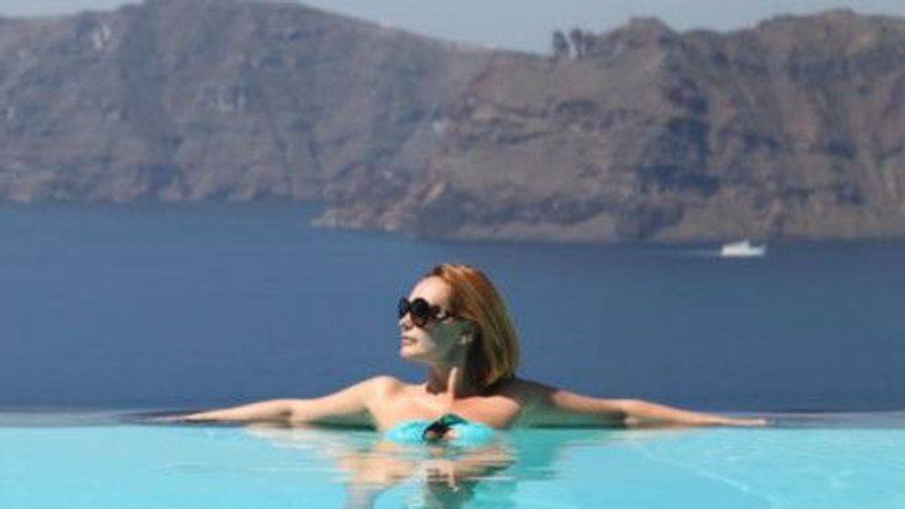 Andreea Esca in costum de baie. Imagini rare cu prezentatoarea Stirilor ProTV de la ora 19:00