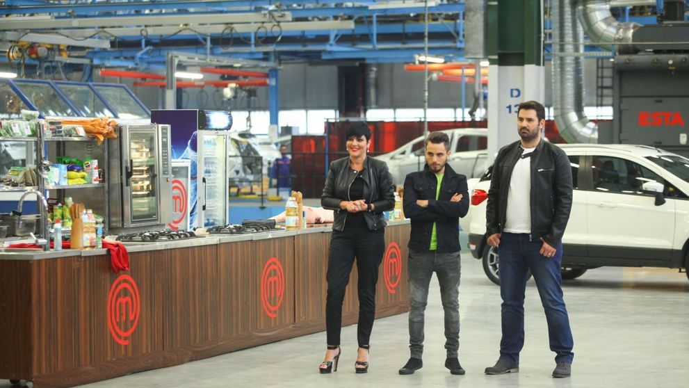 Concurentii MasterChef au gatit printre robotii industriali dintr-o fabrica de automobile!